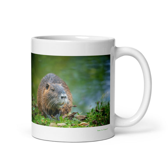 11 oz. white ceramic rodent mug showing a rodent in its natural habitat