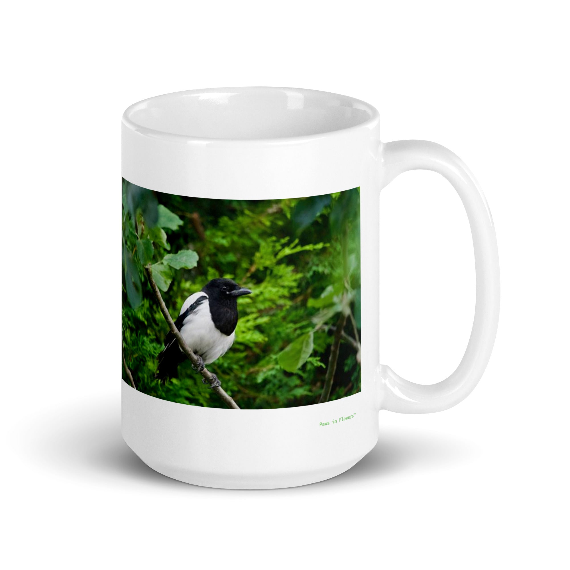 15 oz. white ceramic magpie mug showing a magpie in its natural habitat