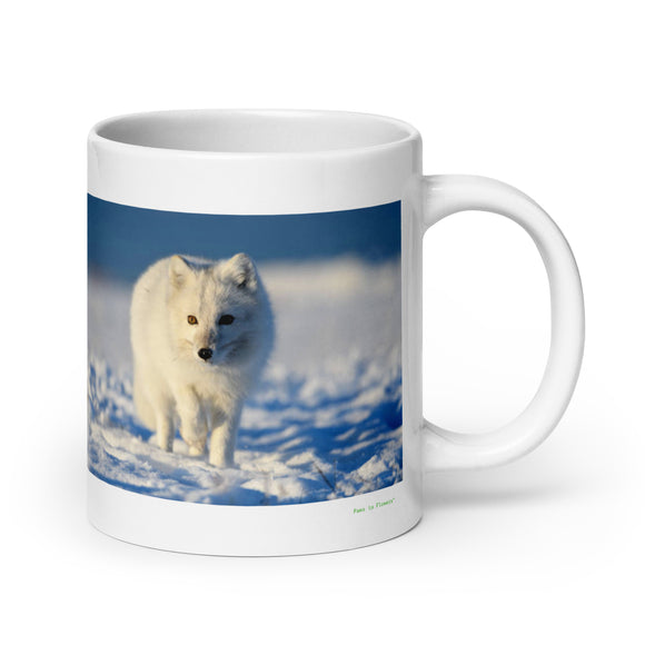 20 oz. white ceramic arctic fox mug showing an arctic fox in its natural habitat